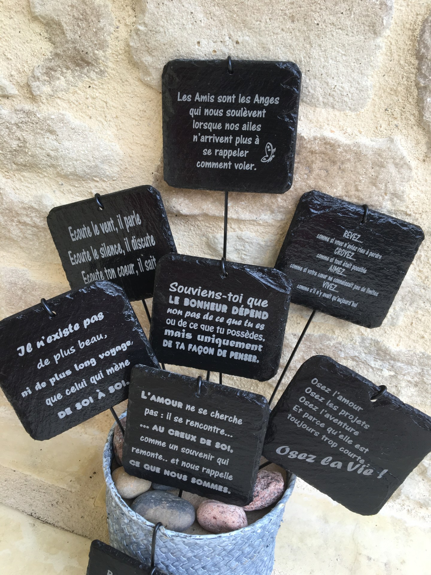 ardoise gravée message positif