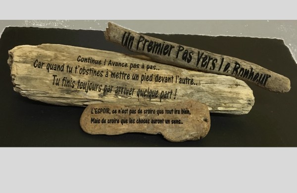 Bois flotté gravé positif personnalisé