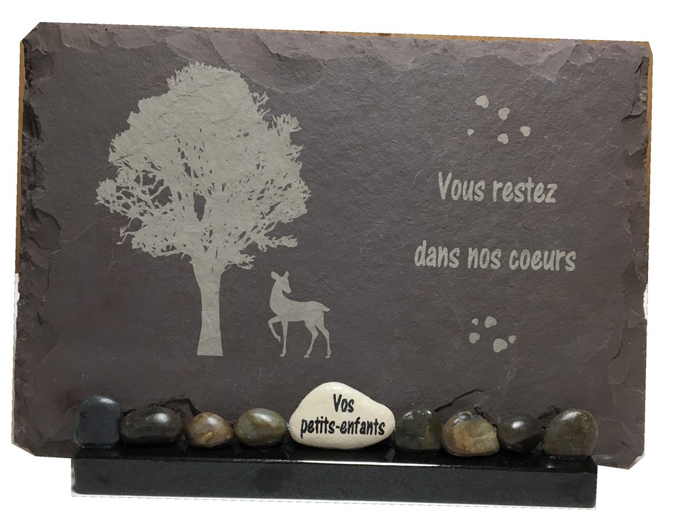 lauze funéraire personnalisée arbre biche galets coeurs