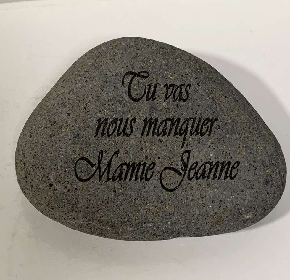 galet gravé tu vas nous manquer