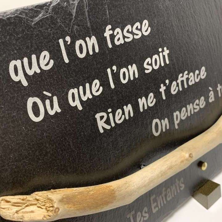 ardoise 20x30cm avec bois flotté